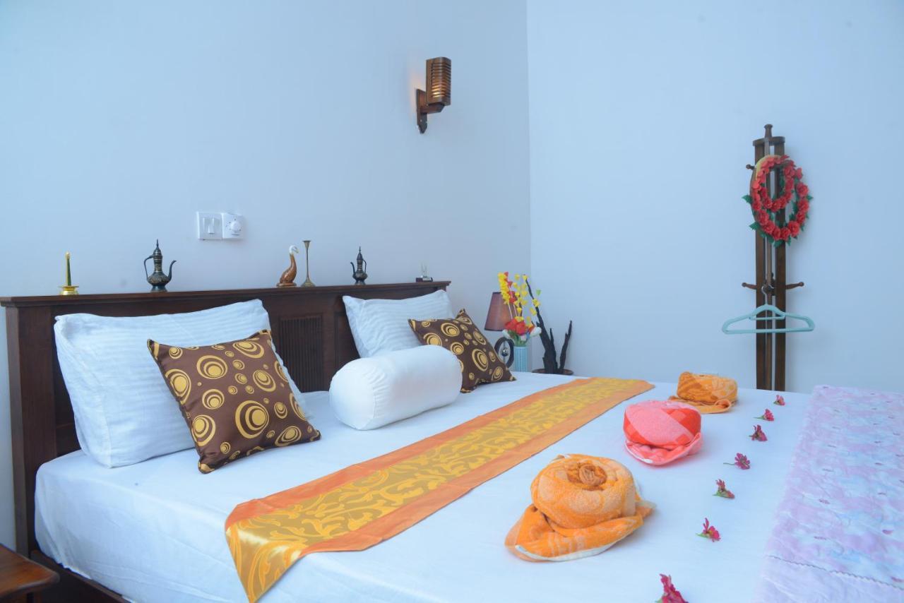 Gold Sand Resort Bentota Exterior foto