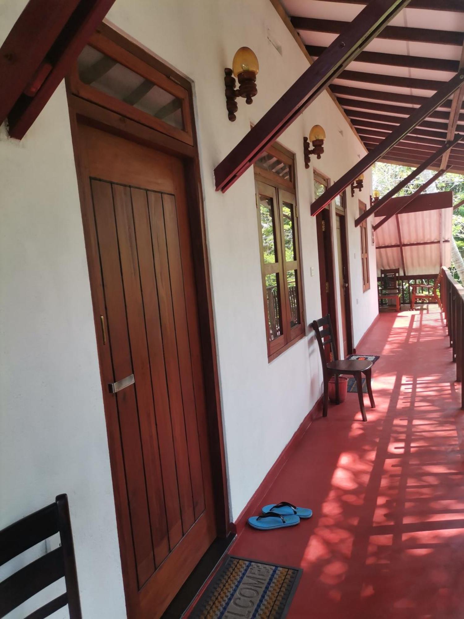 Gold Sand Resort Bentota Exterior foto